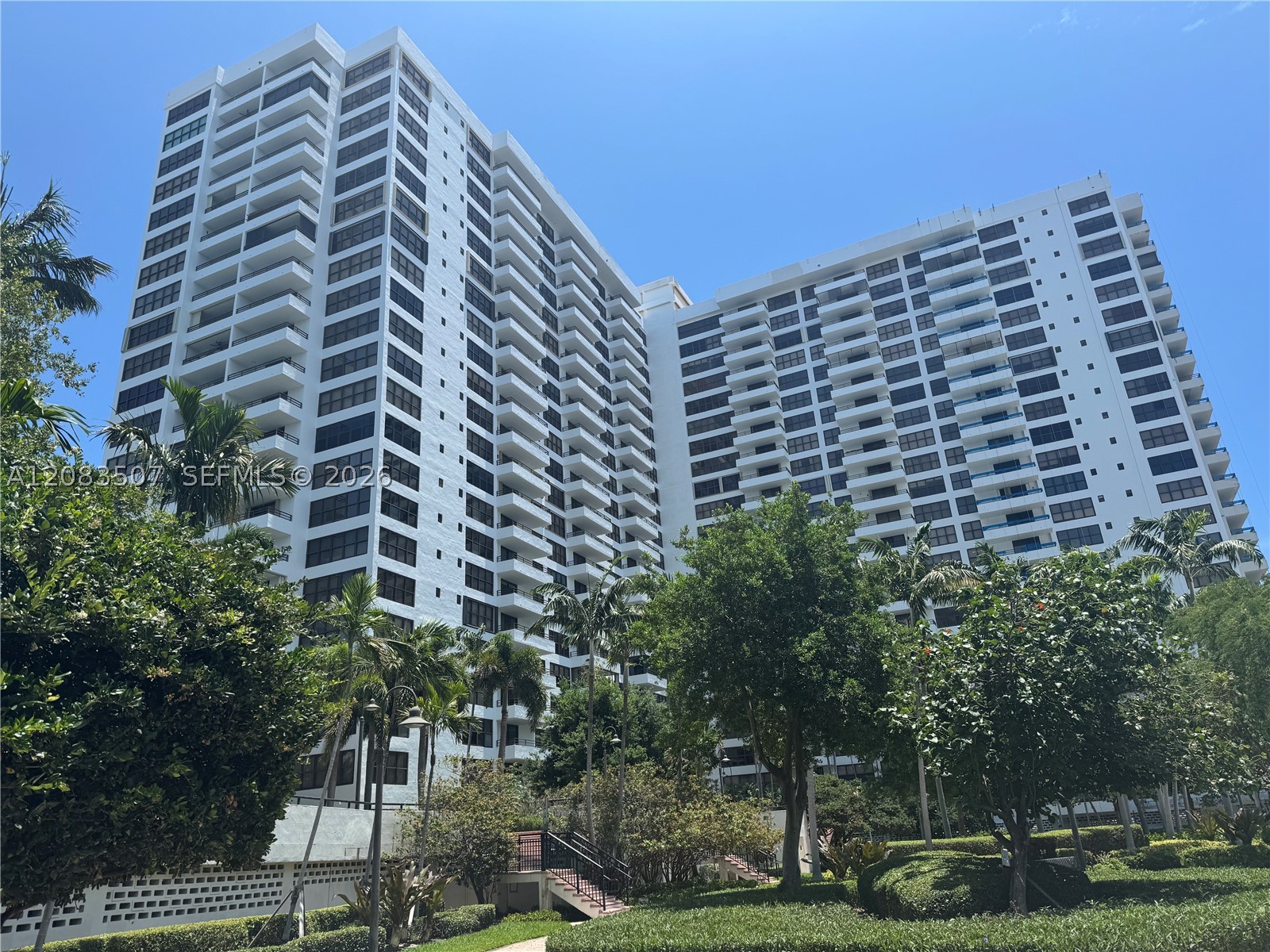 Hallandale Beach photo 1