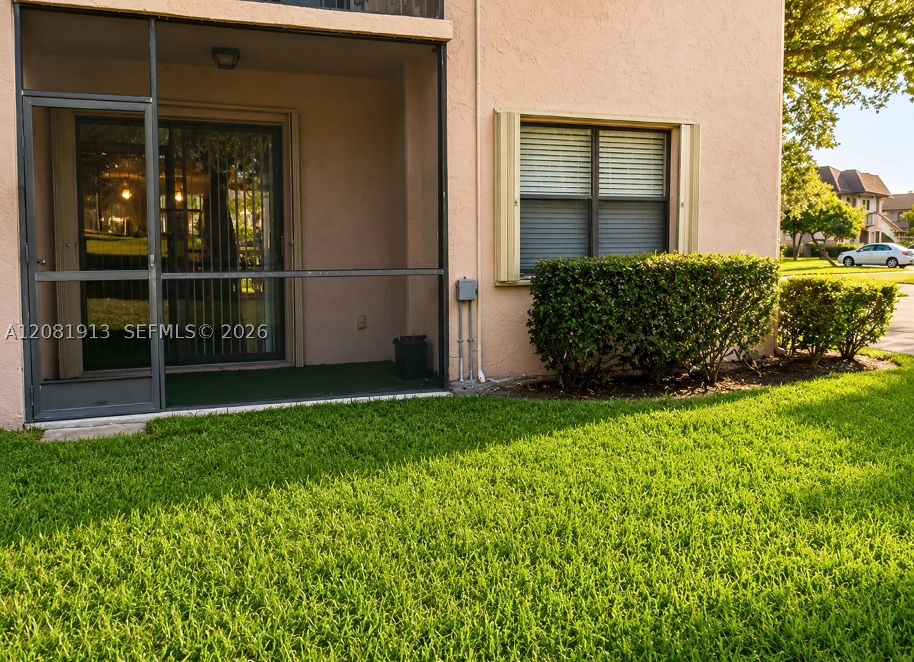 Pembroke Pines photo 2