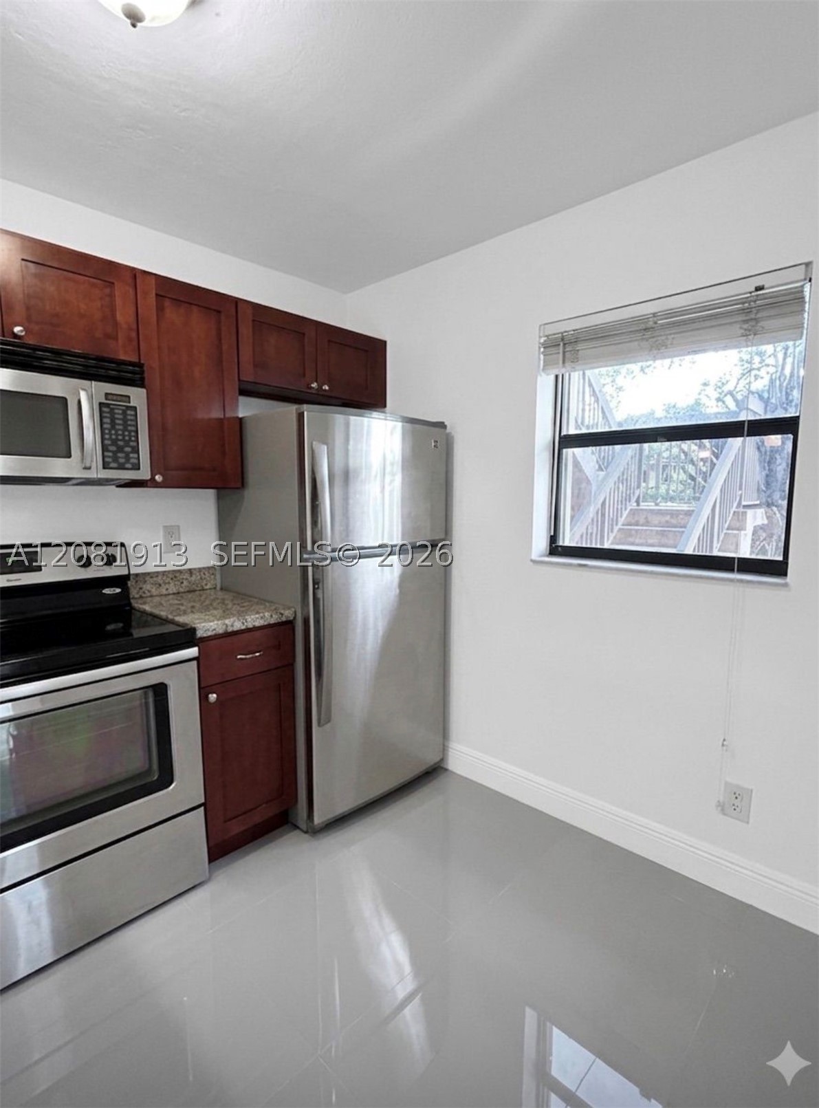 Pembroke Pines photo 4