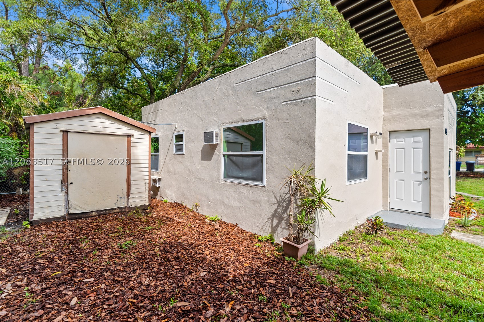 North Miami Beach photo 5