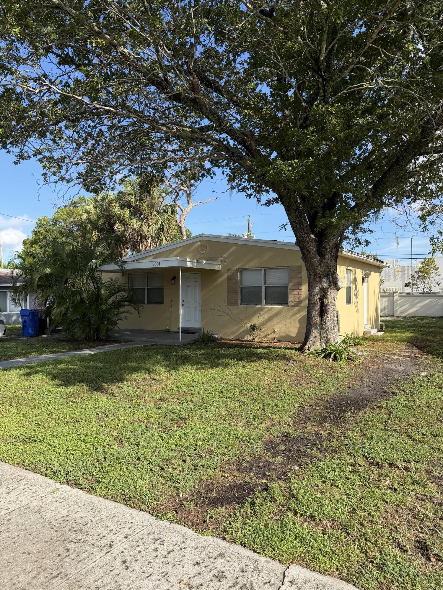 Fort Lauderdale photo 1