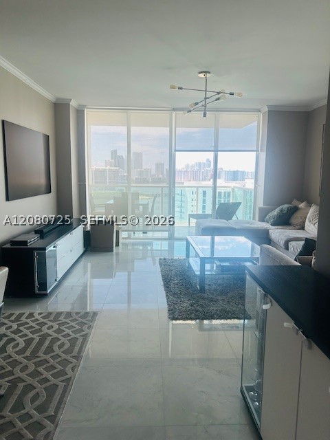 Aventura photo 3