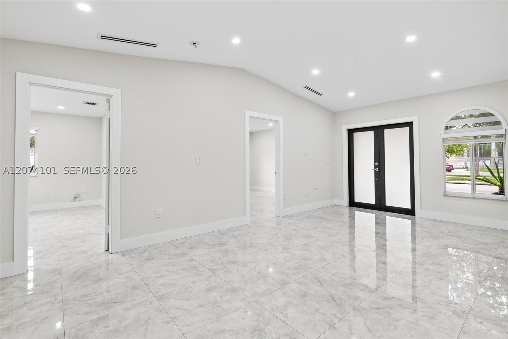 Hialeah photo 5