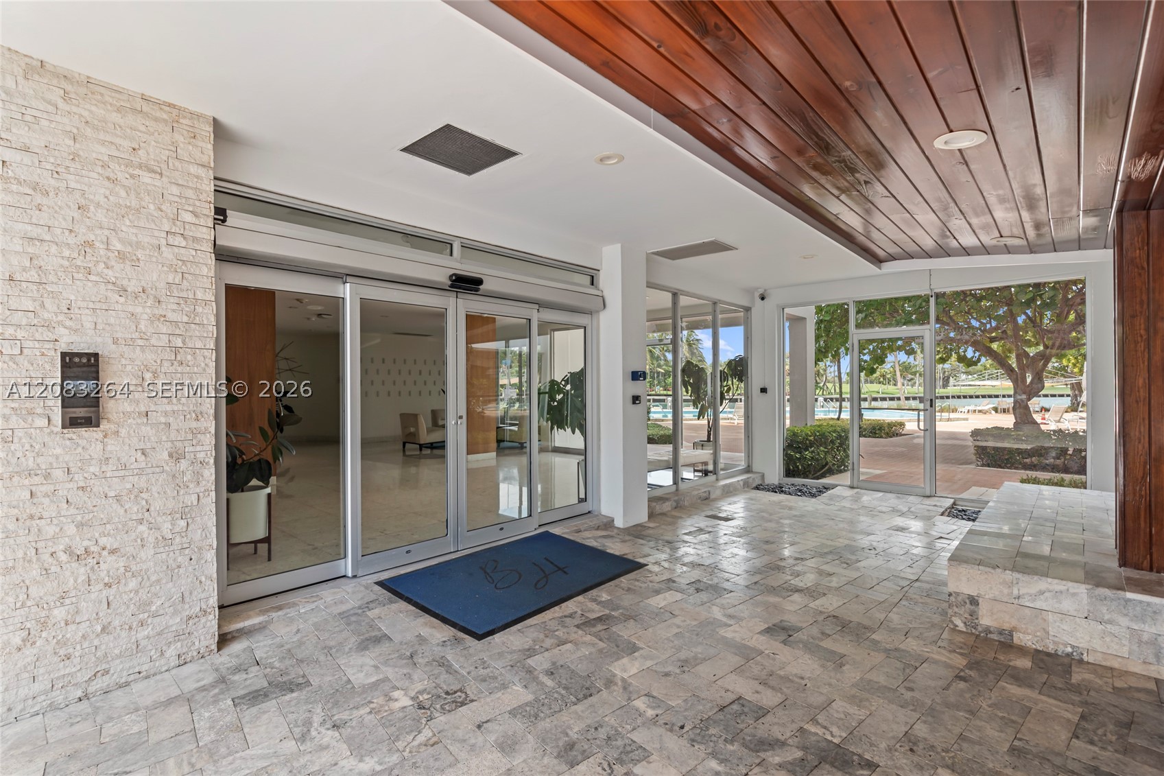 Bay Harbor Islands photo 2