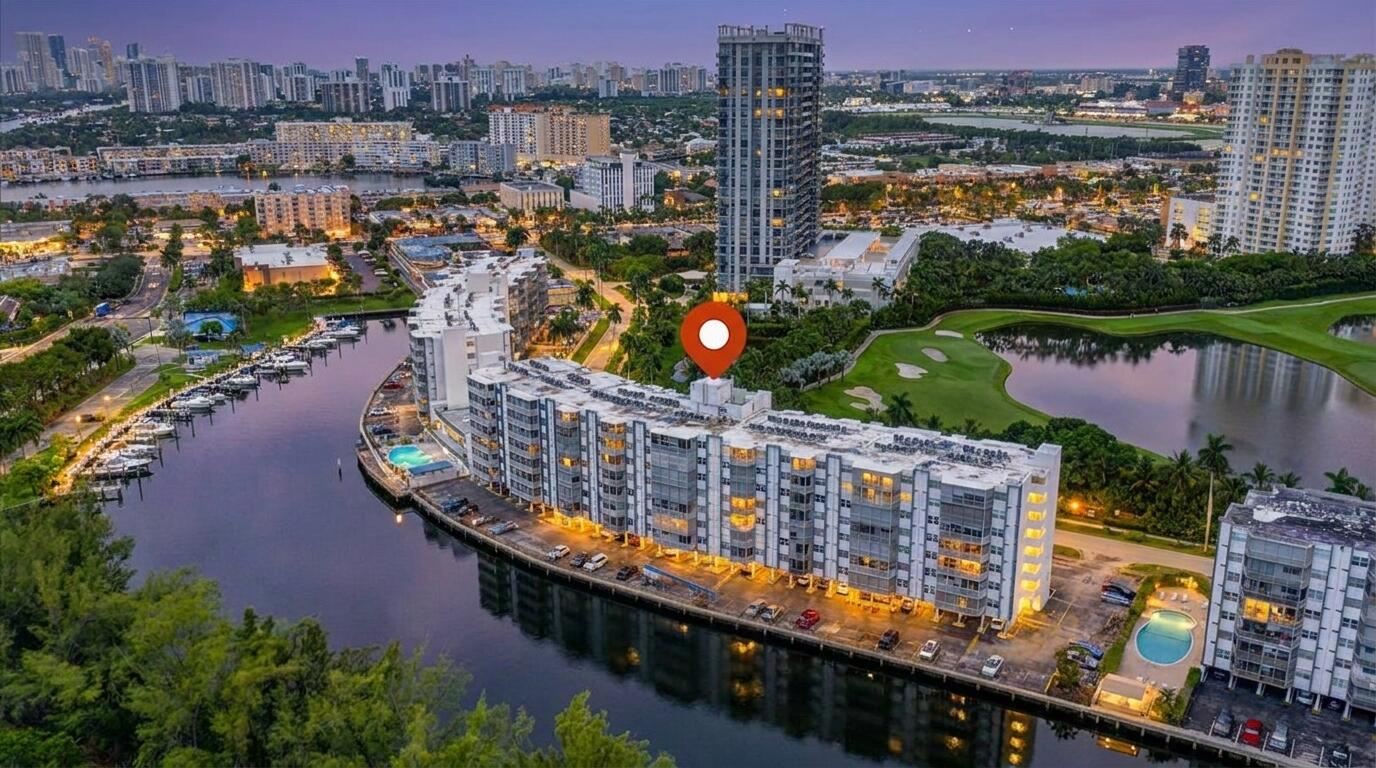 Hallandale Beach photo 1
