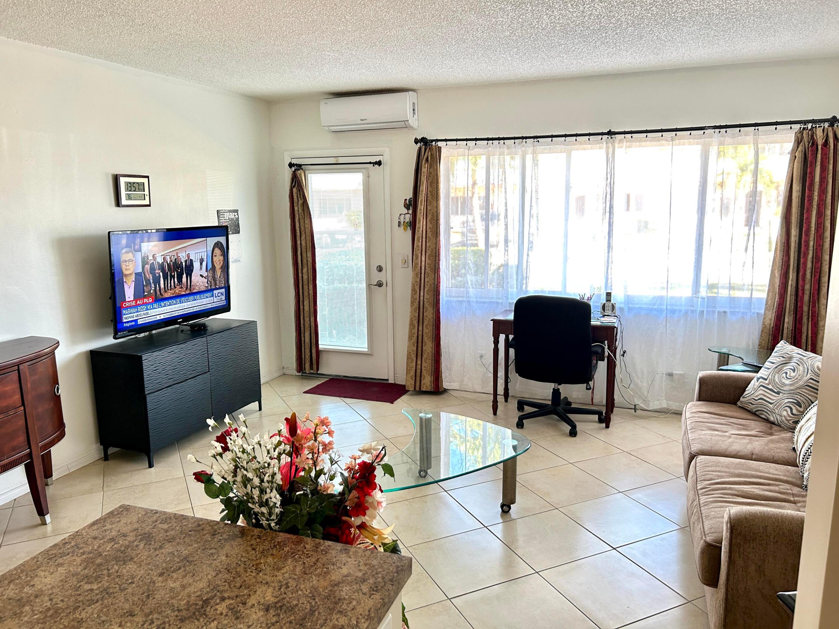 Hallandale Beach photo 1