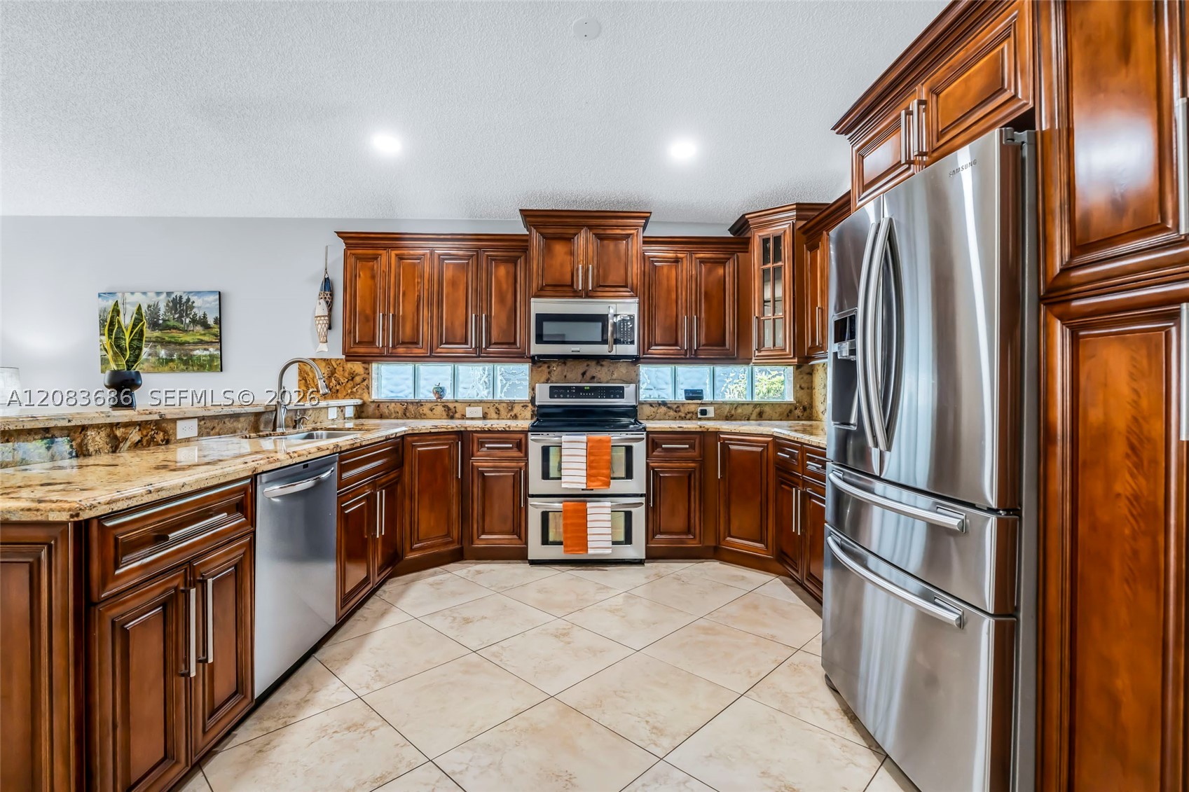 Pembroke Pines photo 2