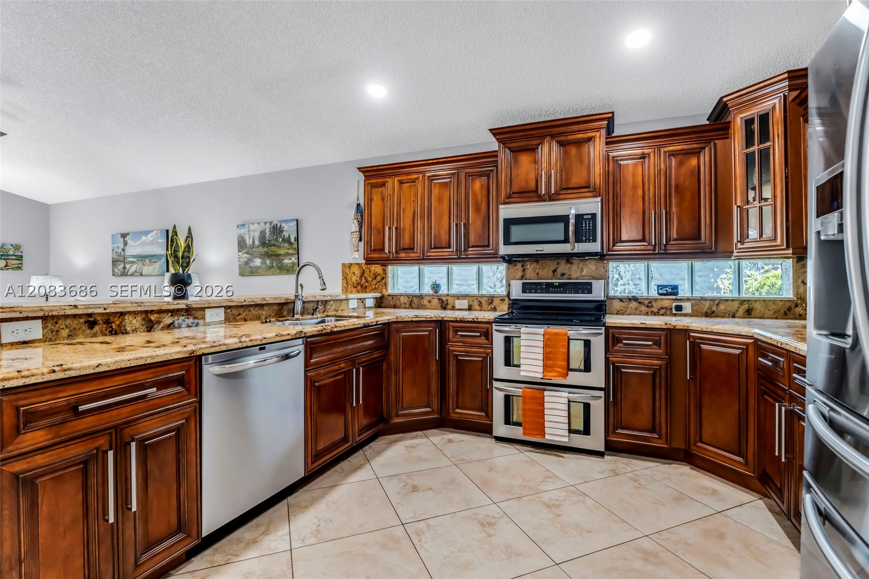 Pembroke Pines photo 4