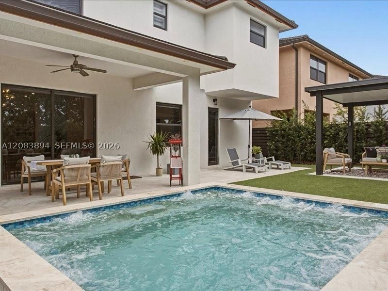 Miami Lakes photo 3
