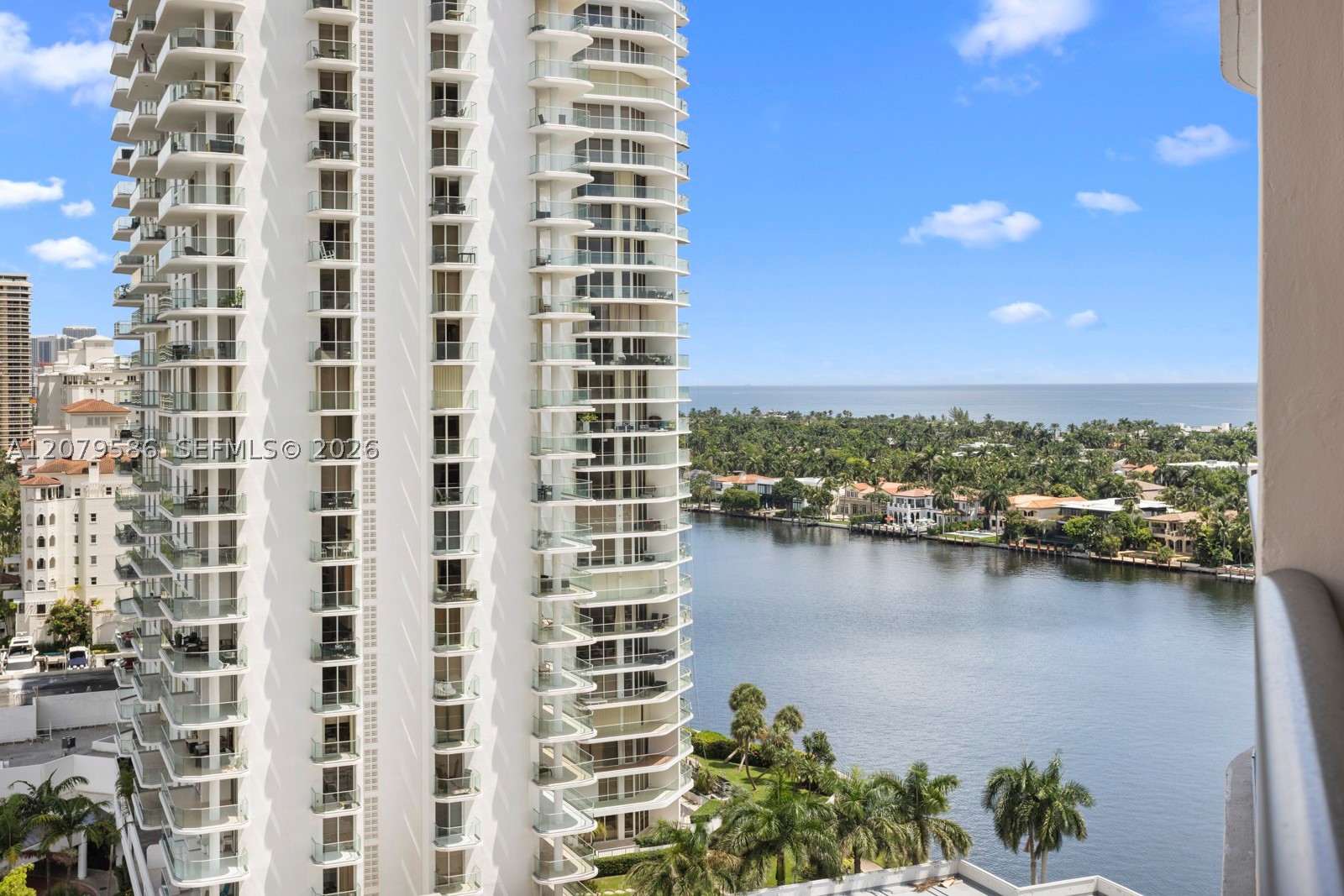 Aventura photo 1