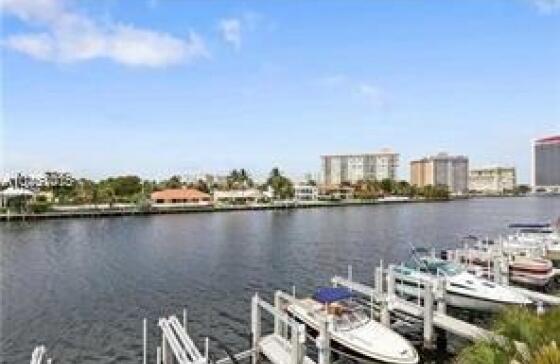 Hallandale Beach photo 1