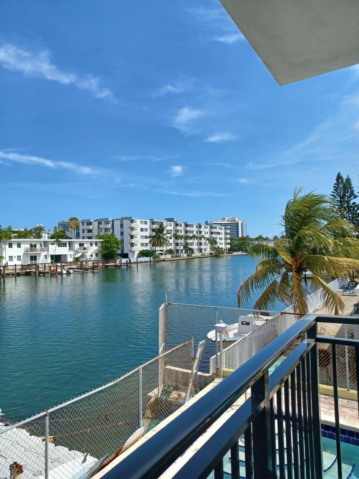 Miami Beach photo 3