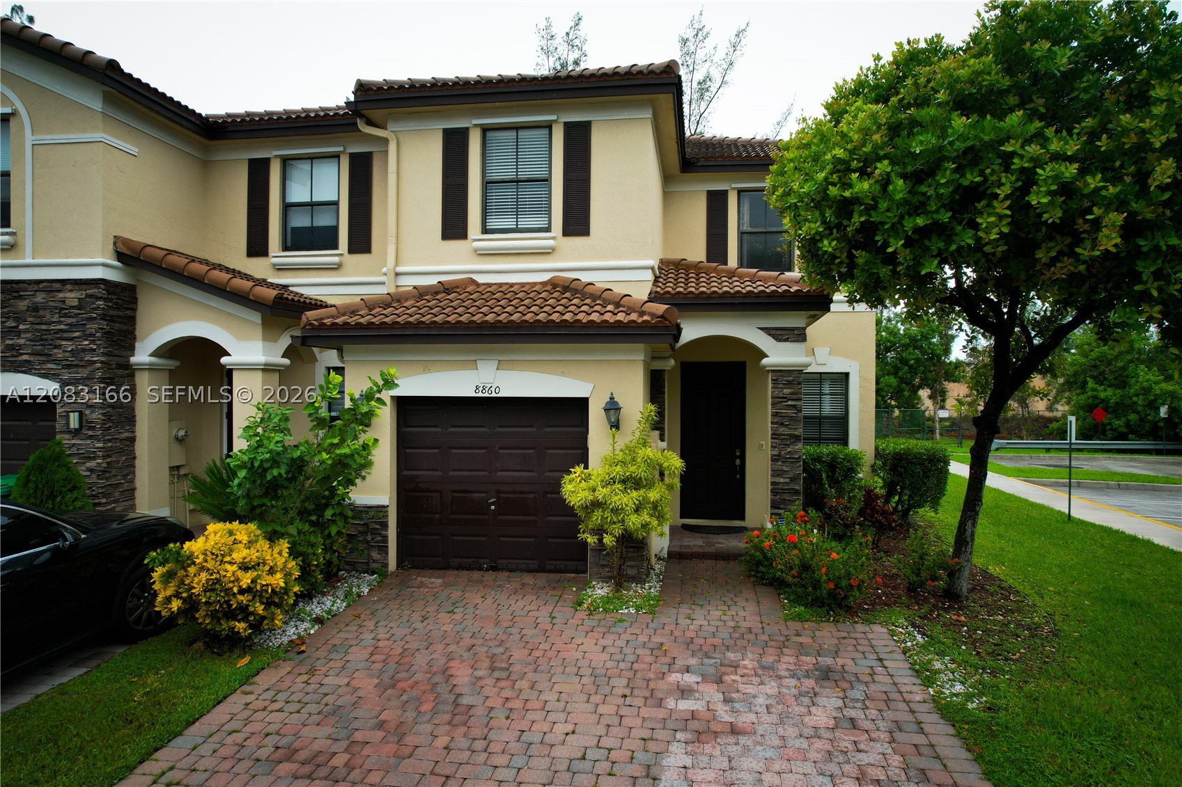 Doral photo 2