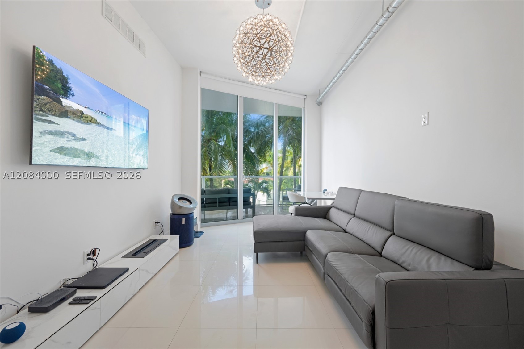 Aventura photo 1