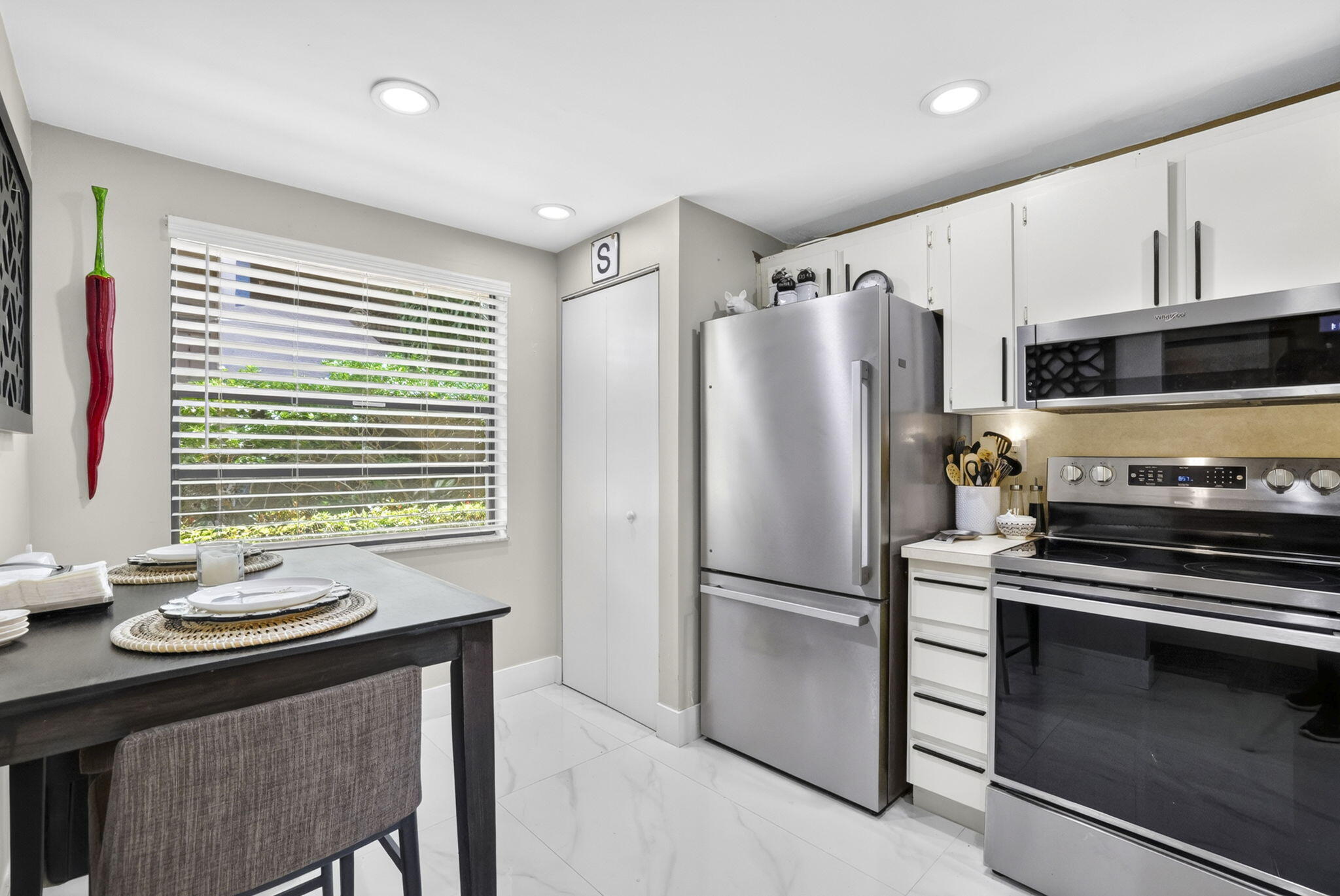 Pembroke Pines photo 5