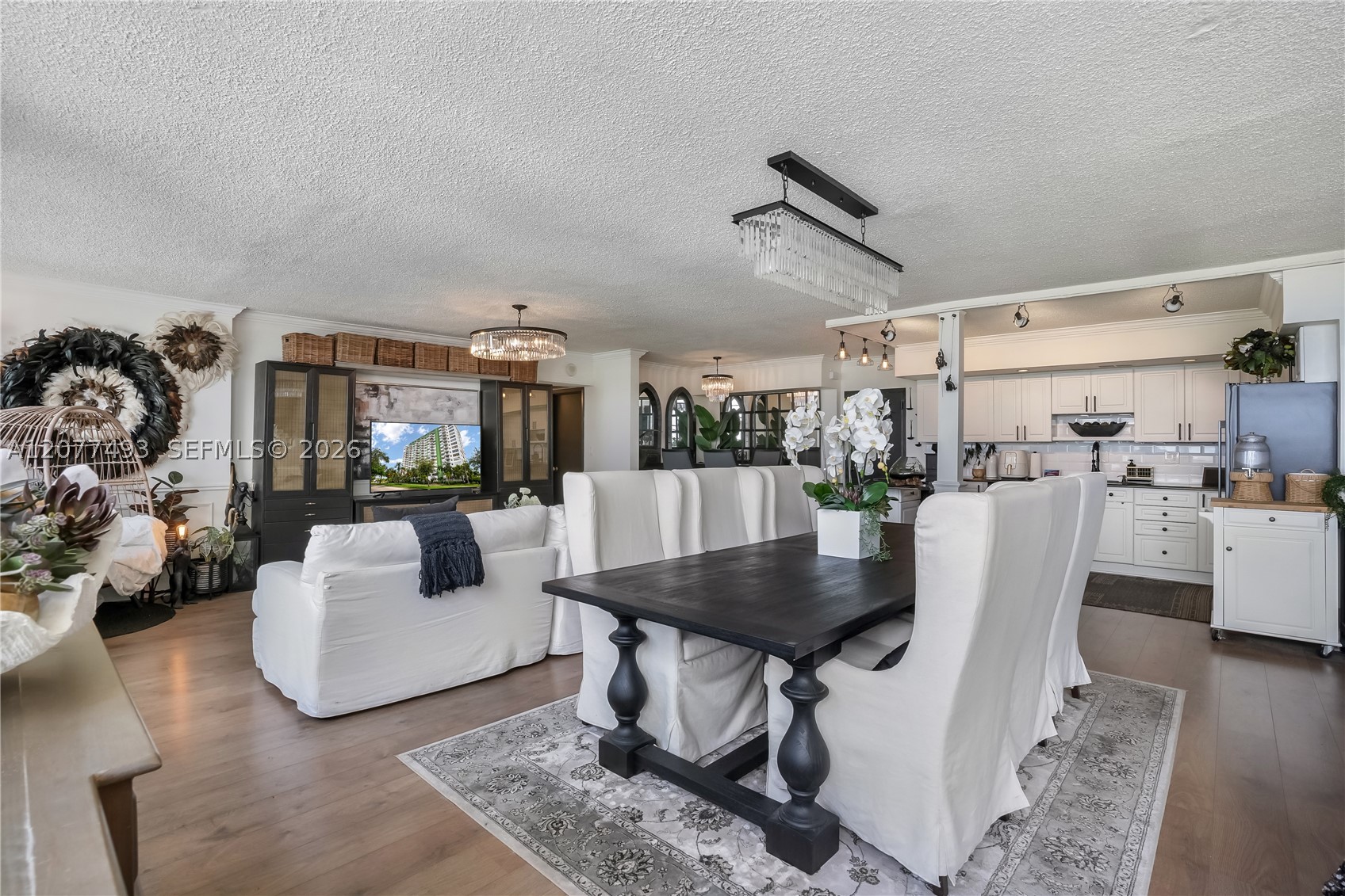 North Miami photo 2