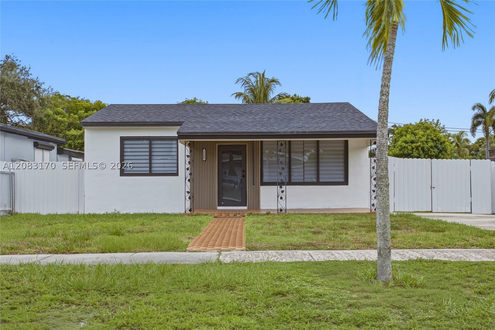 North Miami Beach photo 1