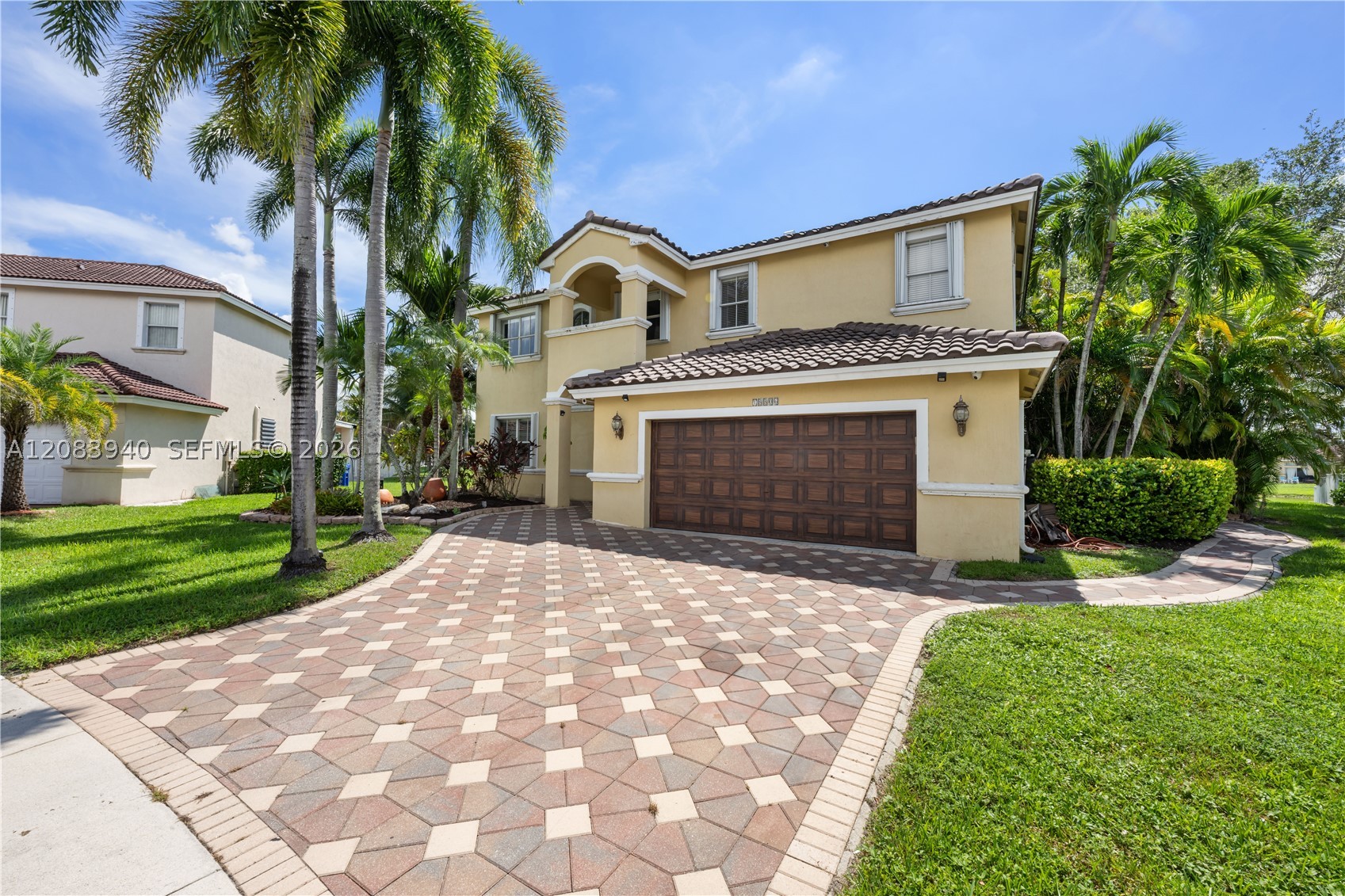 Pembroke Pines photo 3