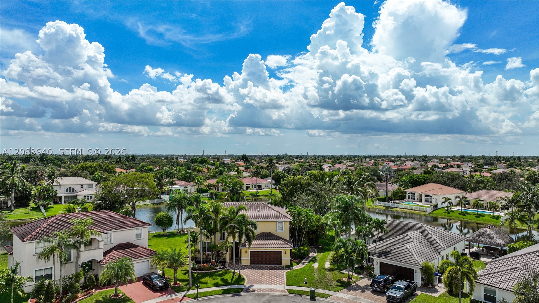 Pembroke Pines photo 4