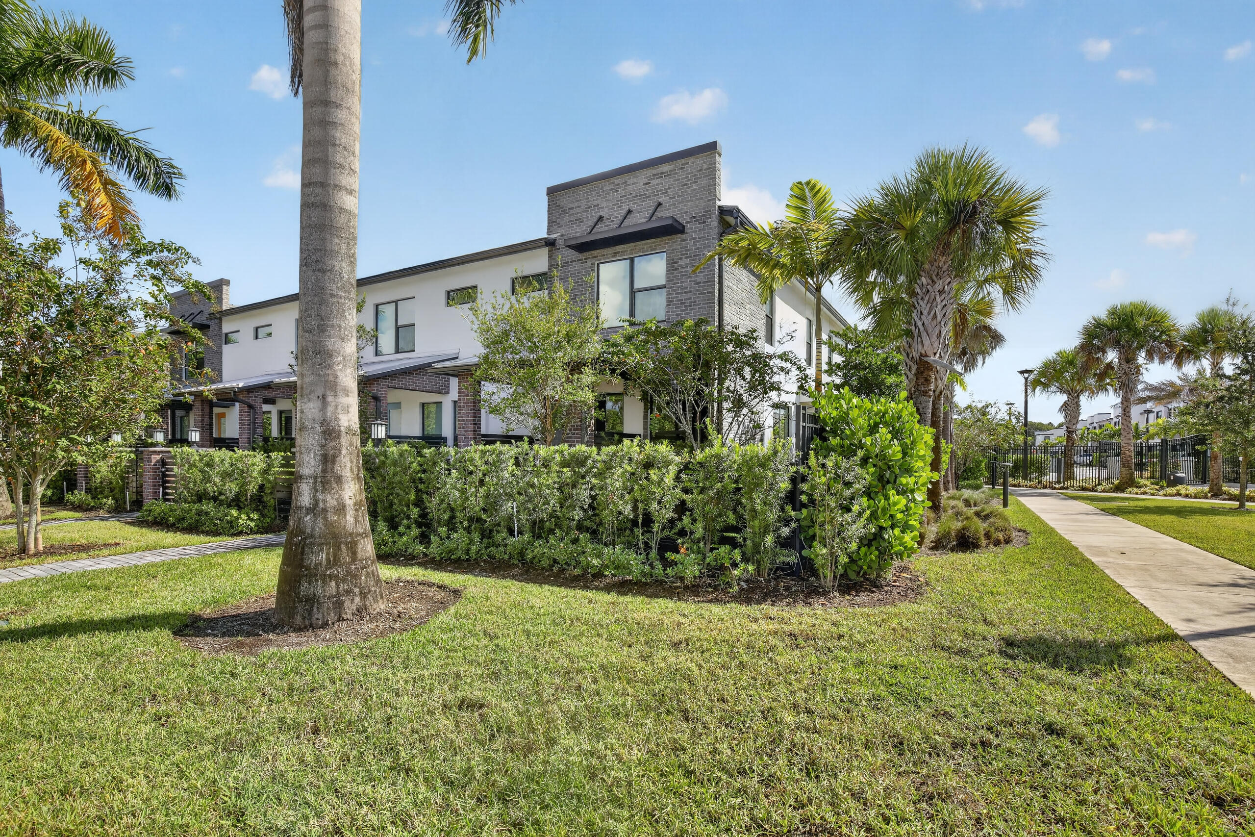 Plantation photo 1