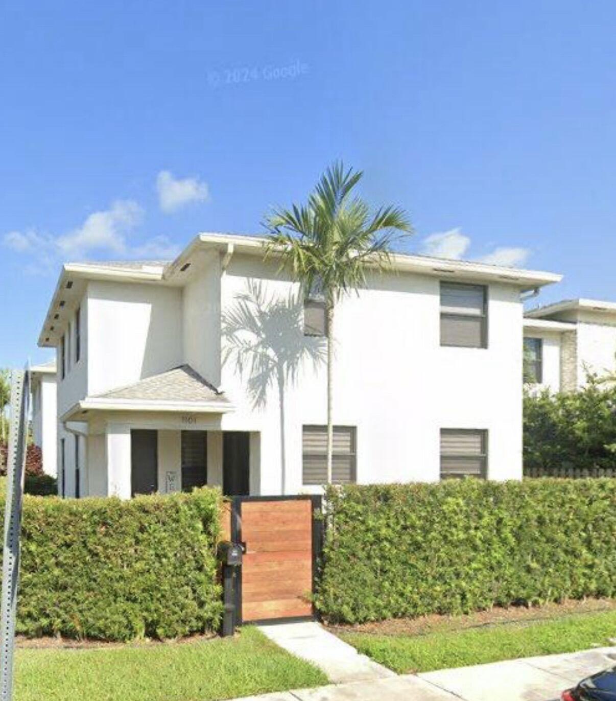 Fort Lauderdale photo 1