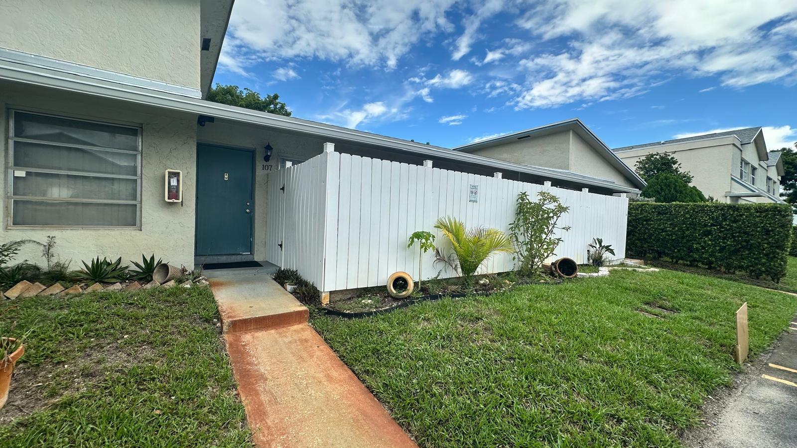 Pompano Beach photo 2