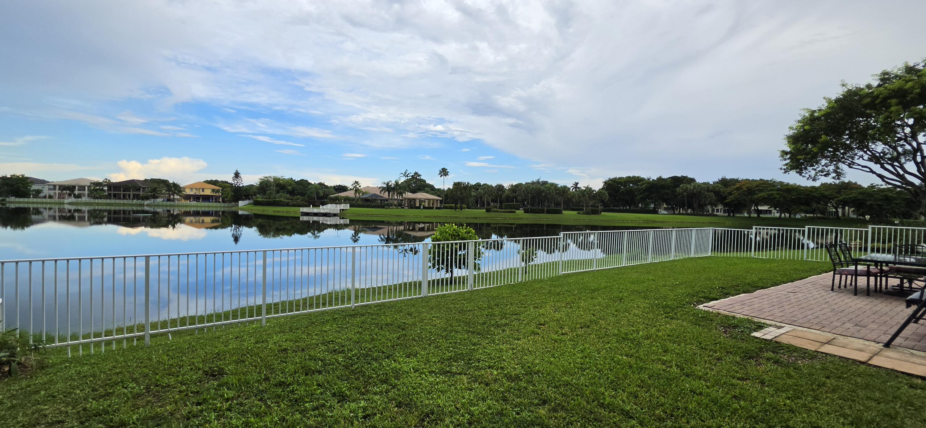 Miramar photo 4