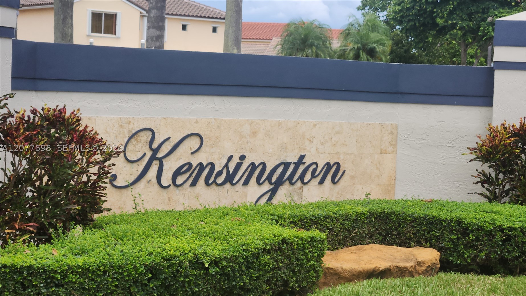 Pembroke Pines photo 1