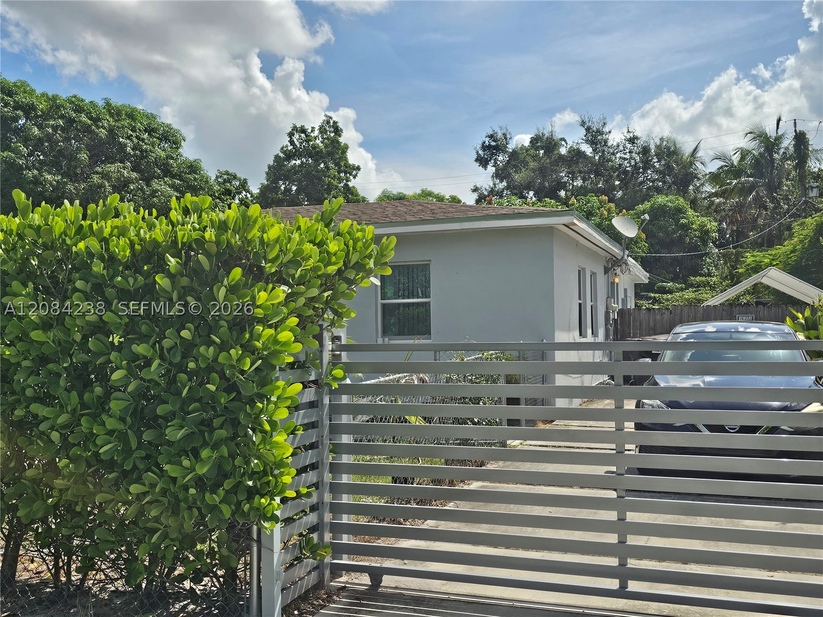 North Miami photo 2