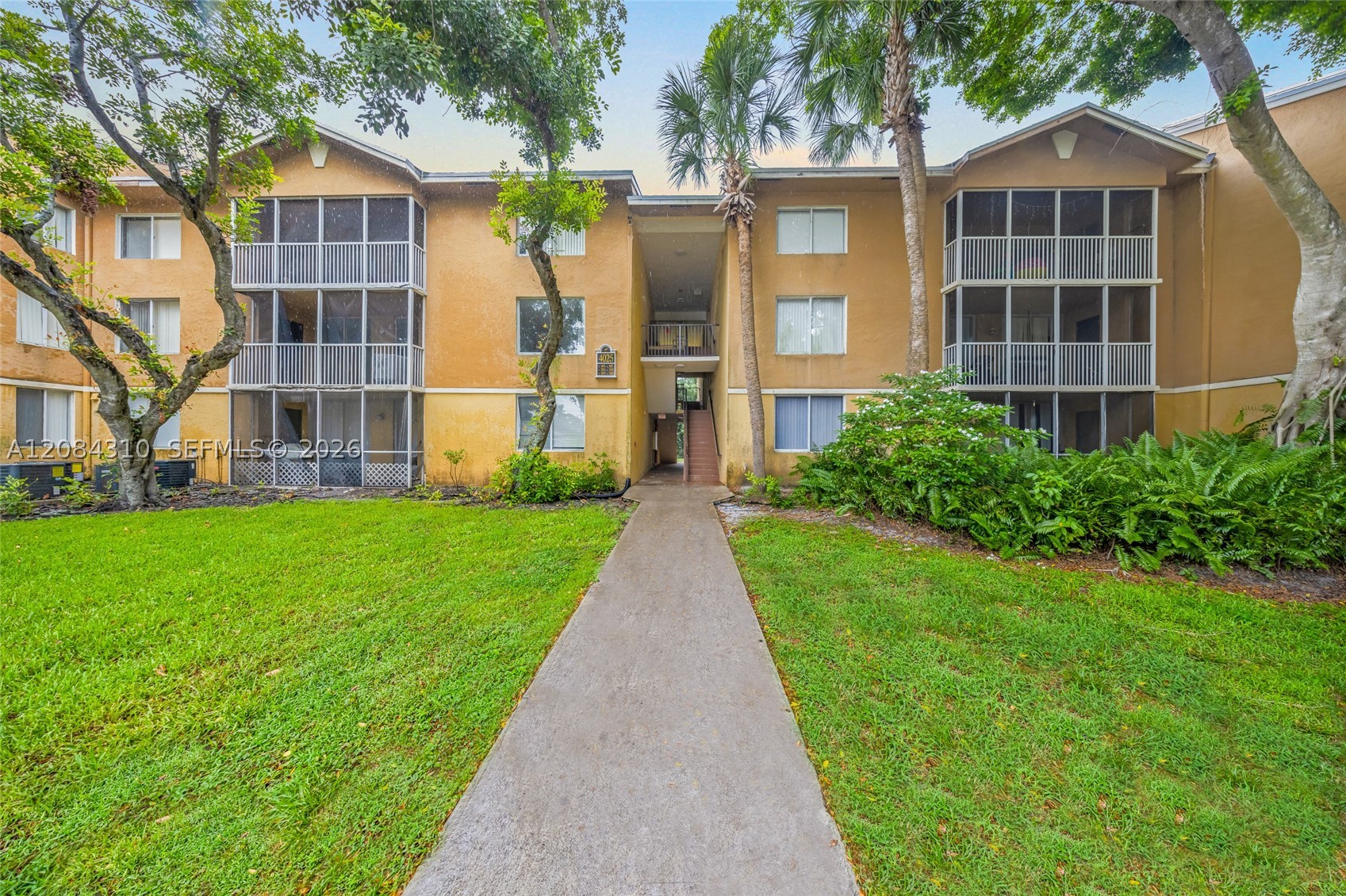Pompano Beach photo 2