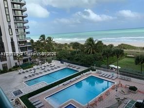 Surfside photo 4