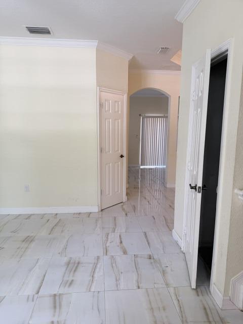 Miramar photo 3