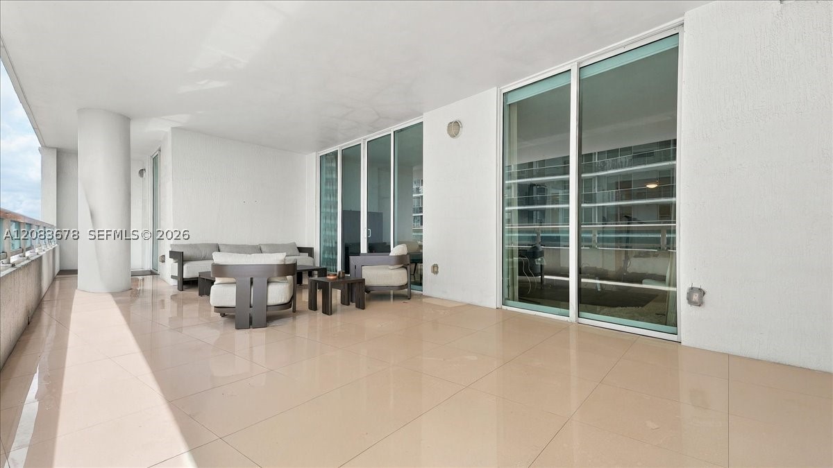 Miami photo 4