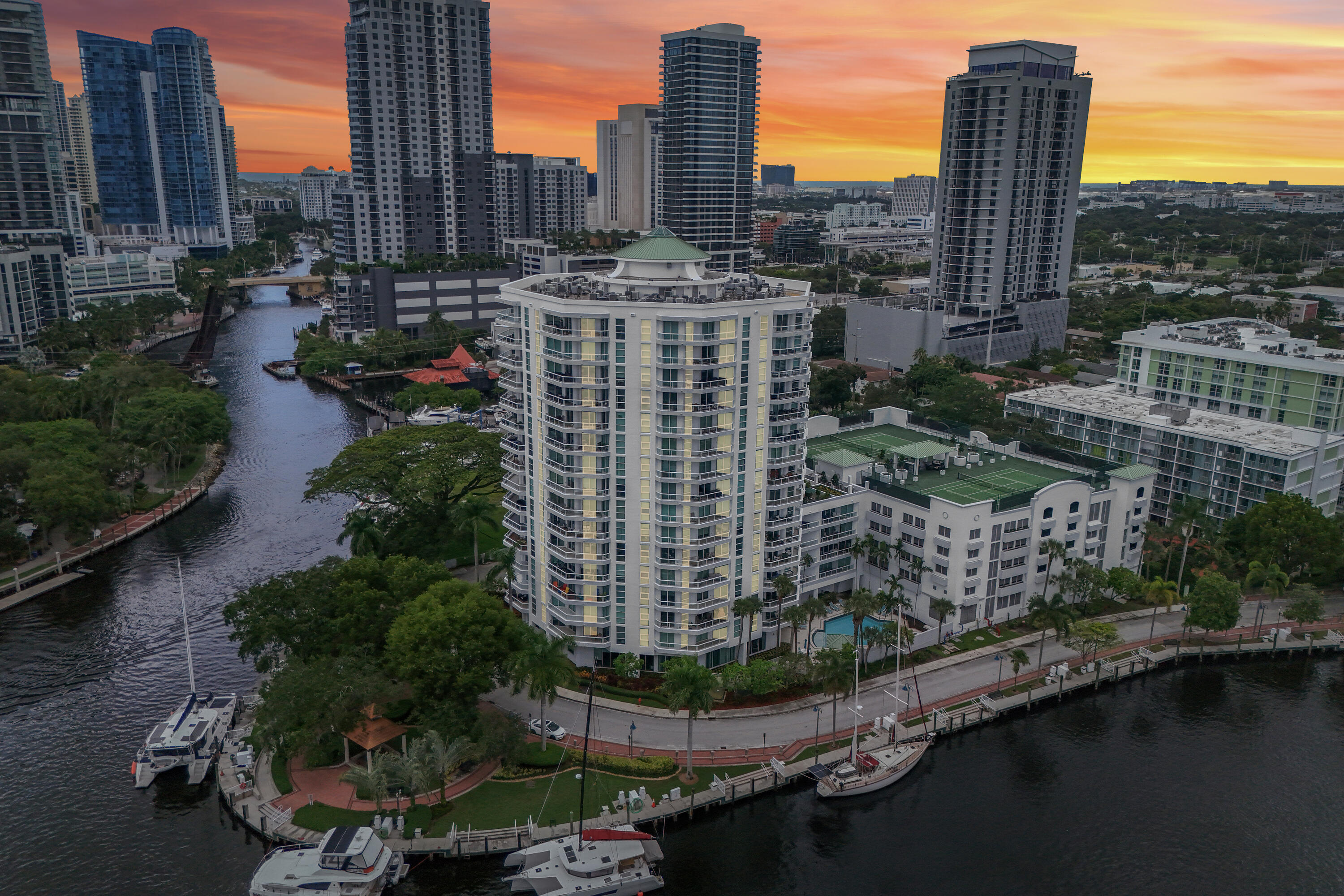 Fort Lauderdale photo 1