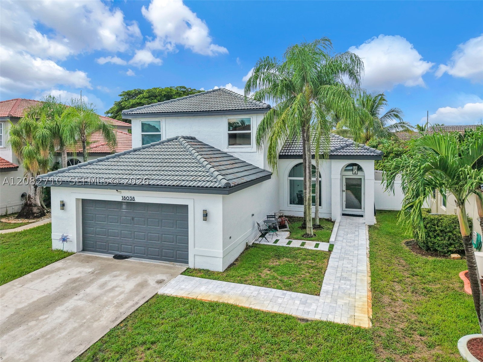 Pembroke Pines photo 1