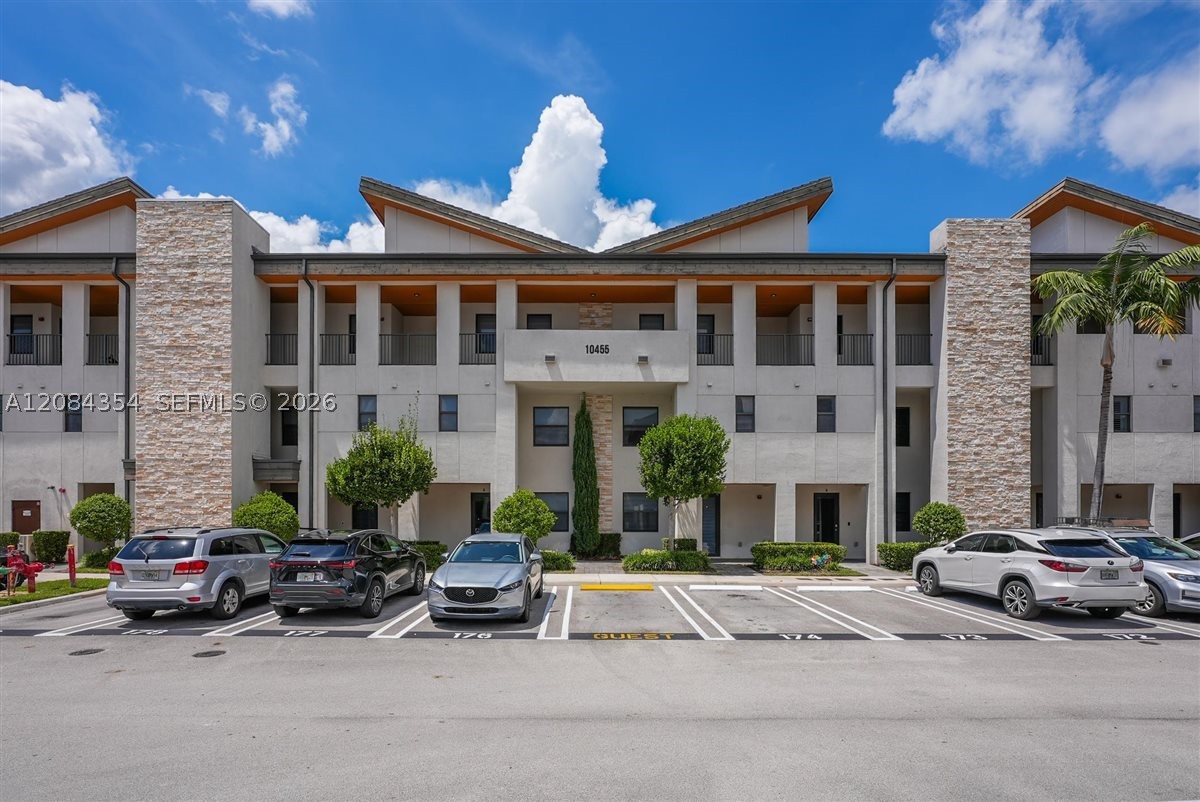 Doral photo 2