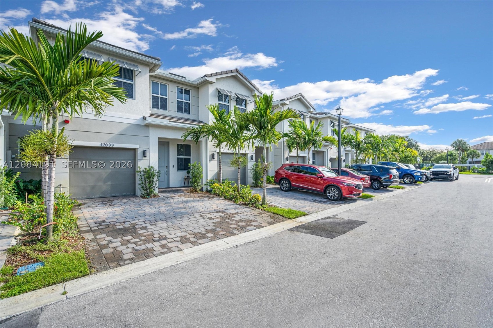 Pembroke Pines photo 3