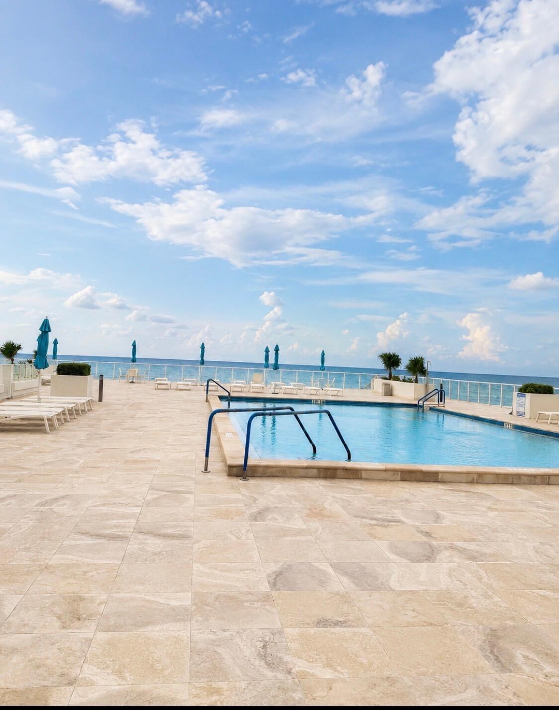 Palm Beach photo 4
