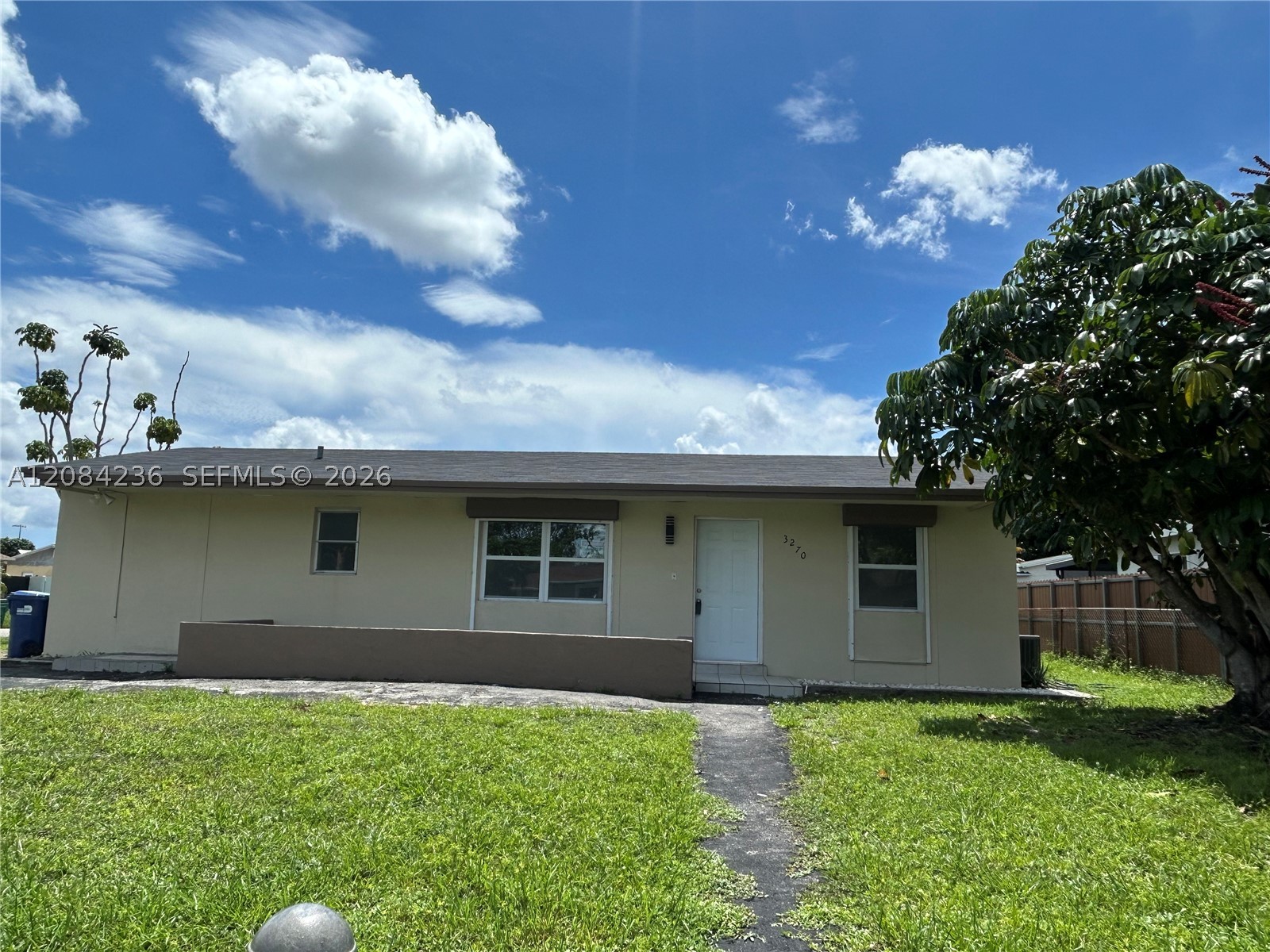 Miami Gardens photo 1