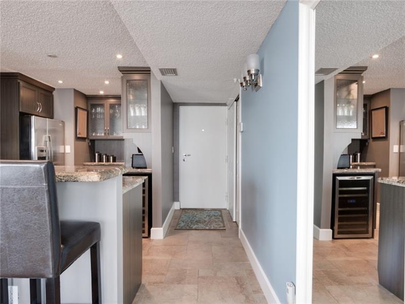 Hallandale Beach photo 3