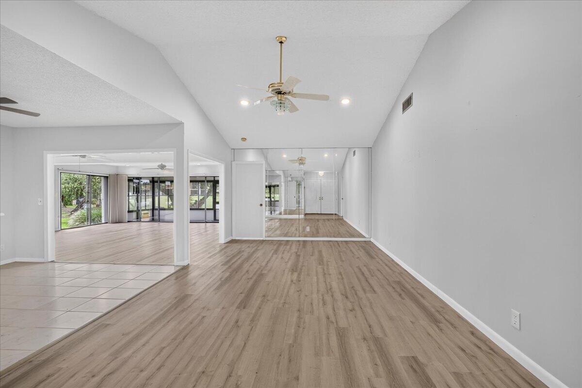 Palm Beach Gardens photo 2