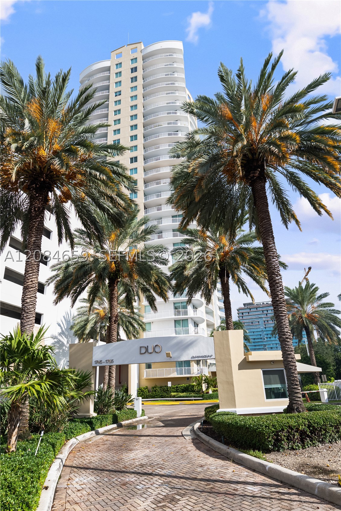 Hallandale Beach photo 2