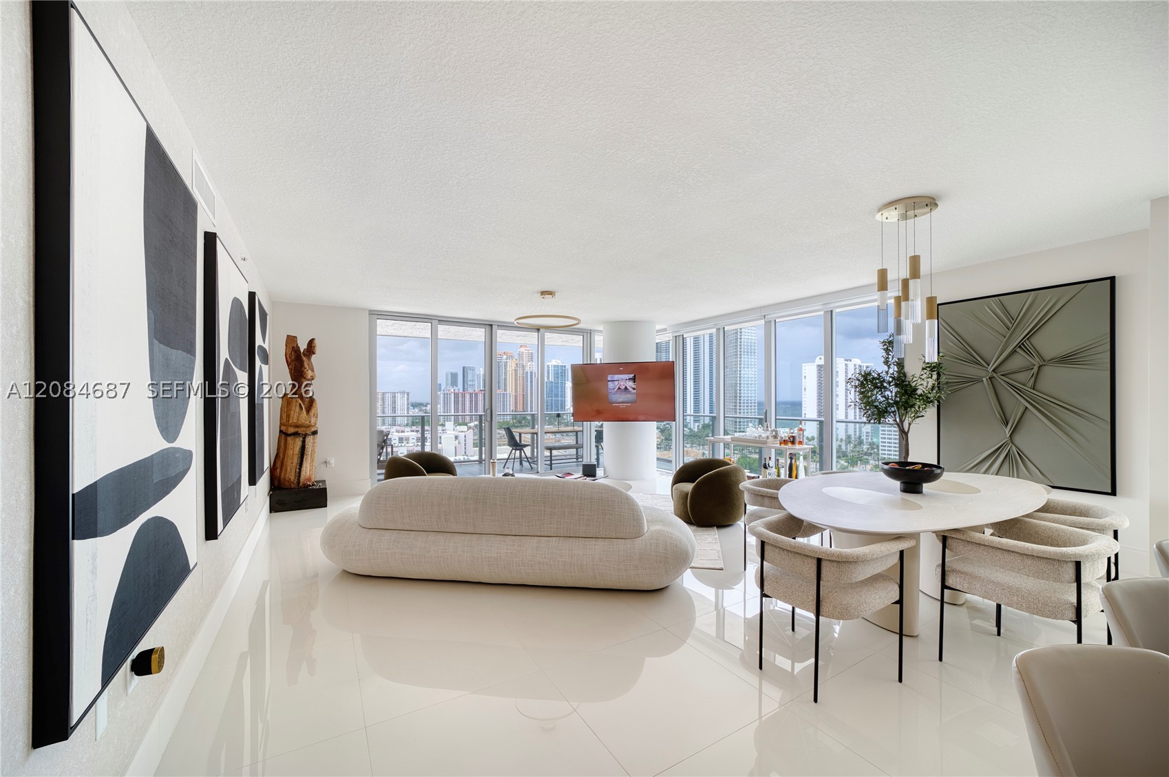 Sunny Isles Beach photo 2