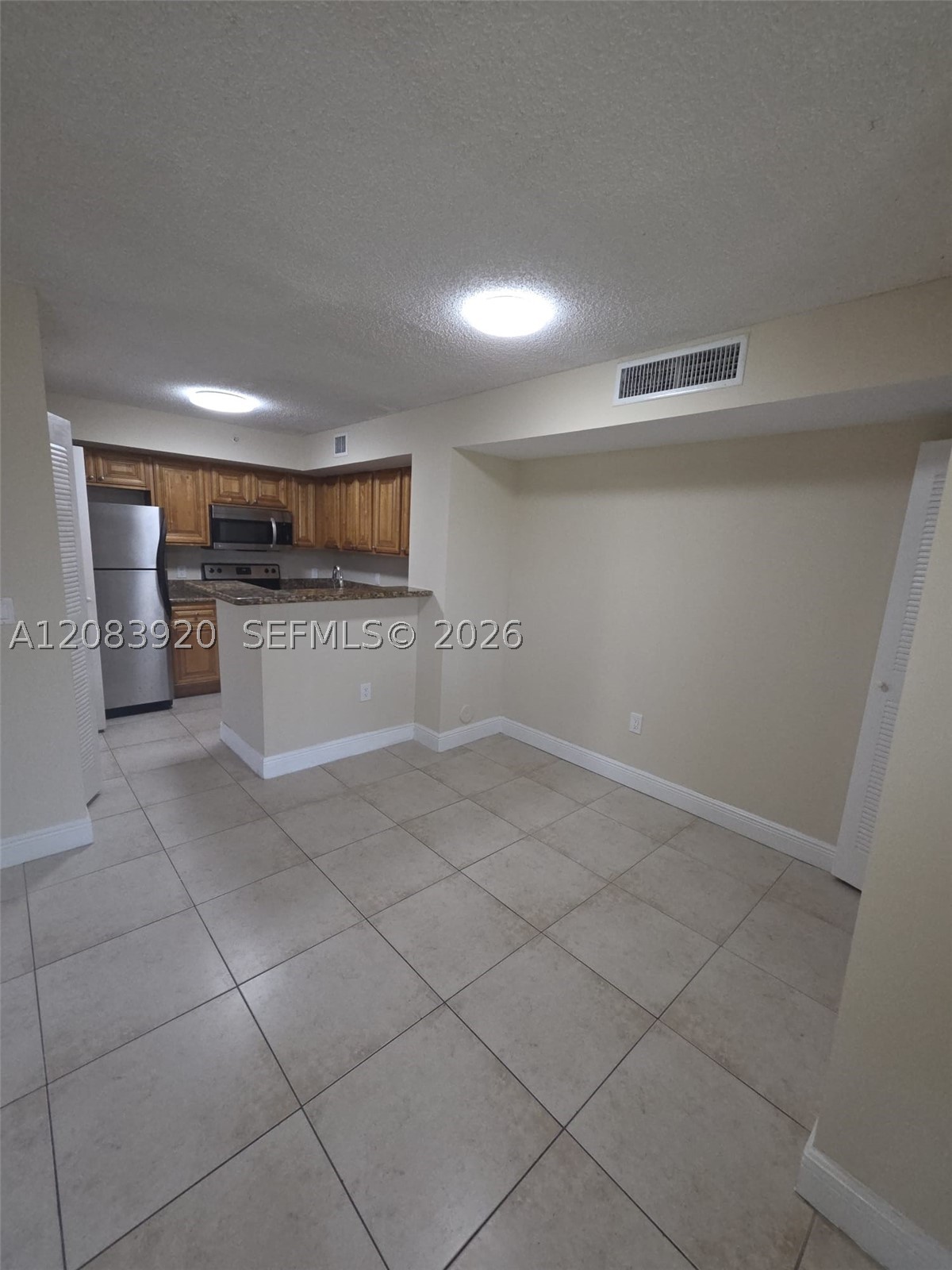 Miramar photo 2