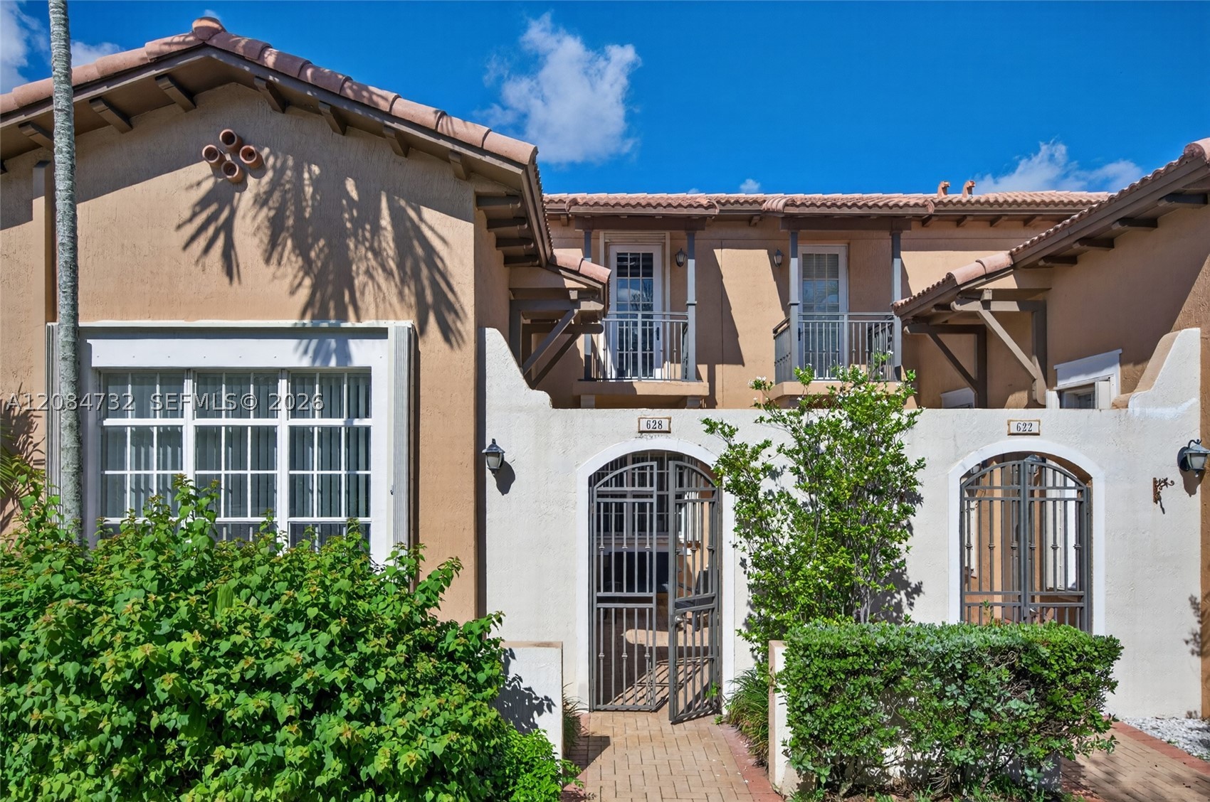 Pembroke Pines photo 1