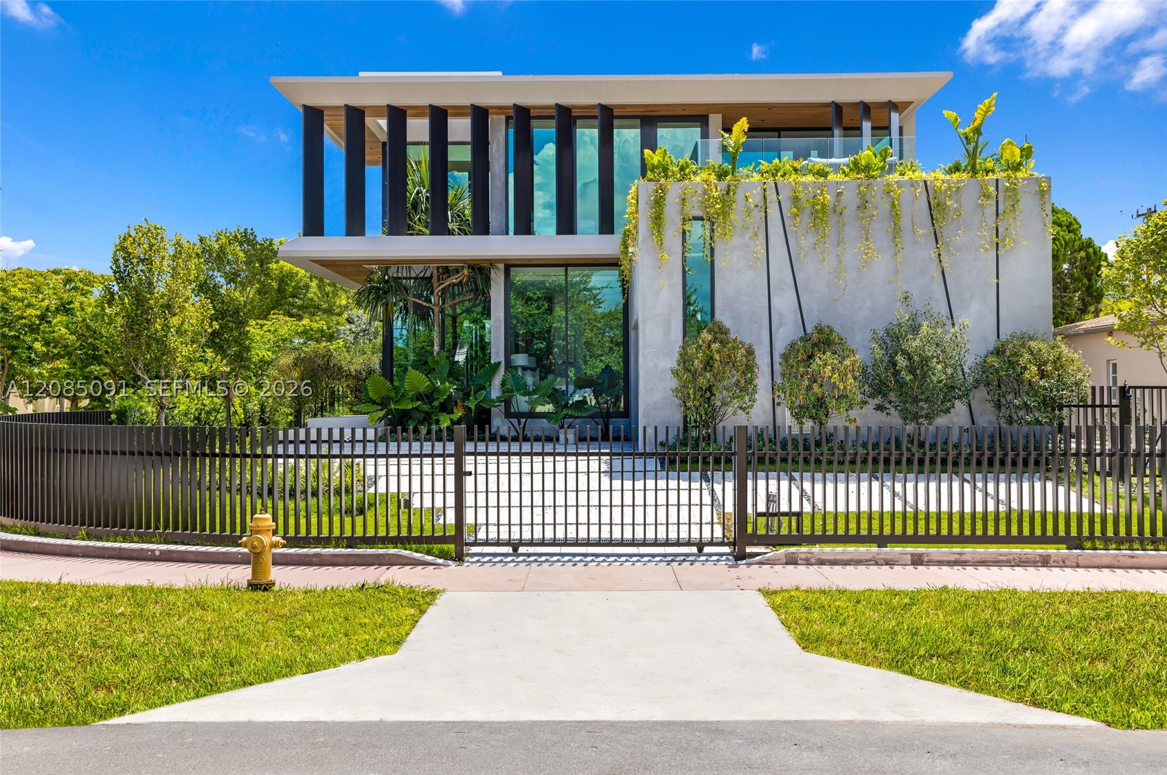 Miami Beach photo 1