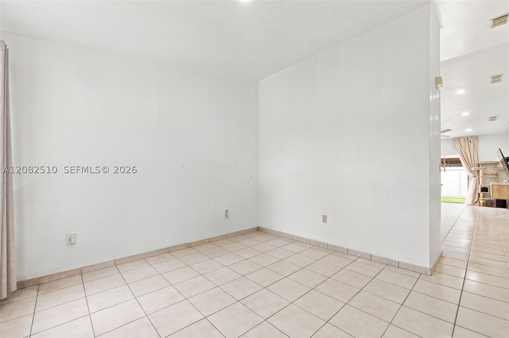 Hialeah photo 5