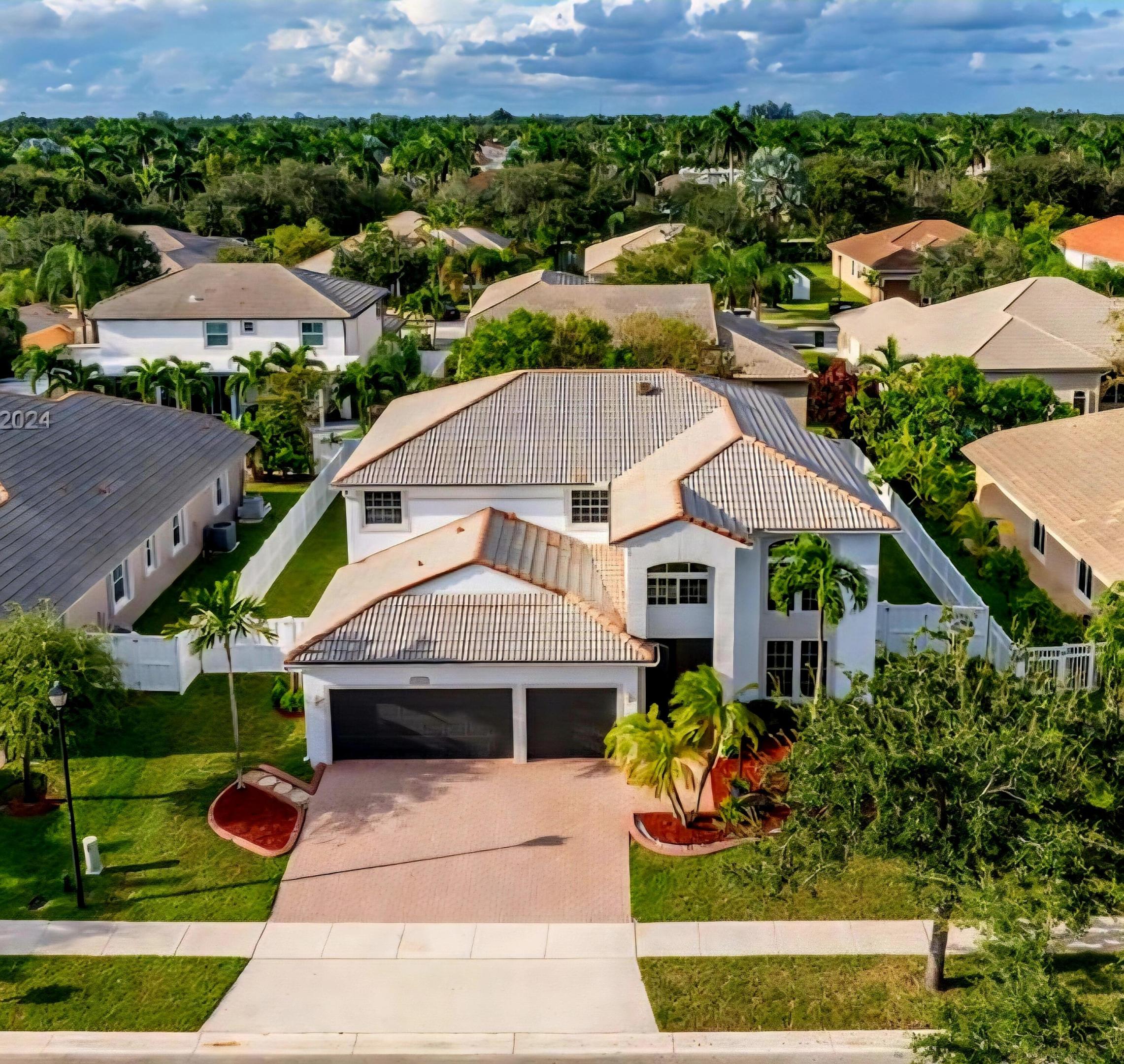 Pembroke Pines photo 1