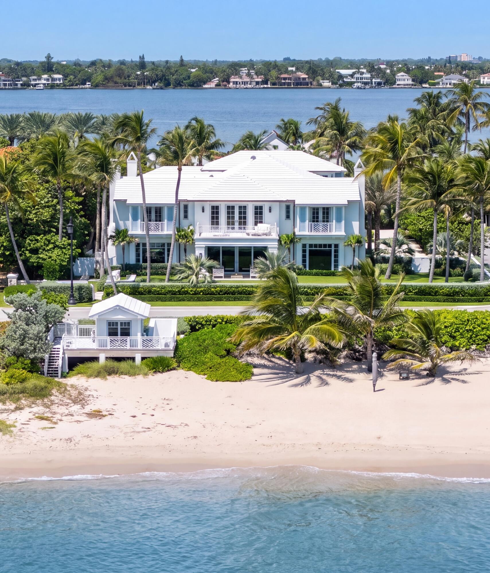 Palm Beach photo 1