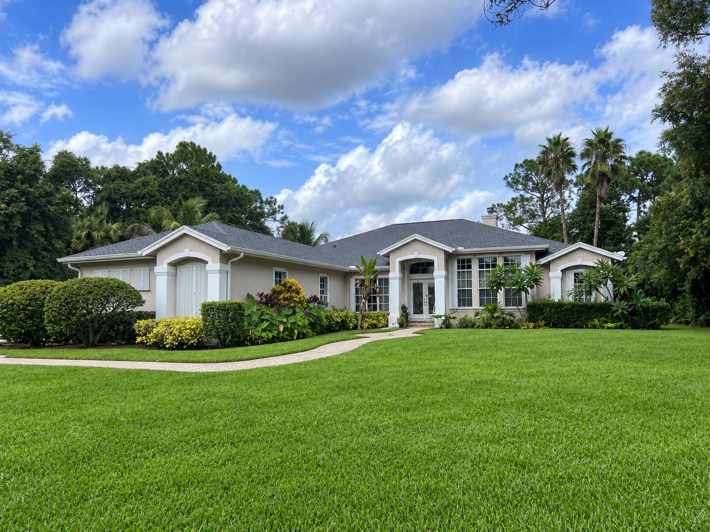 Palm Beach Gardens photo 2
